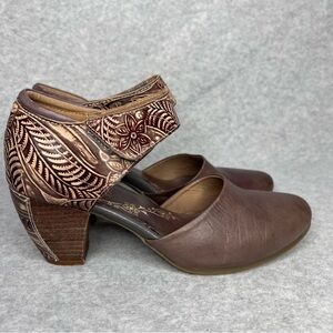L'artiste Spring Step Toolie Shoes Grey Brown Tooled Leather Mary Jane EU40 US 9